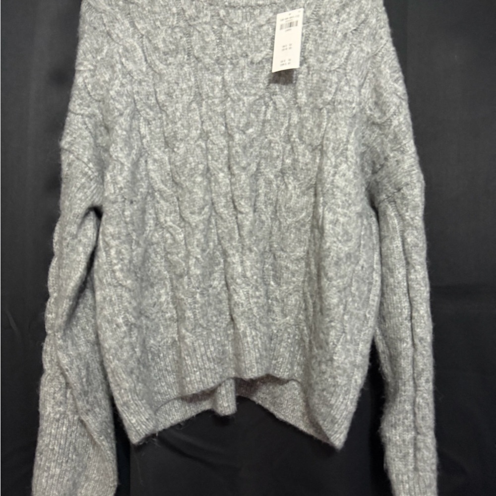 Abercrombie & Fitch Light Gray Cable Knit Sweater